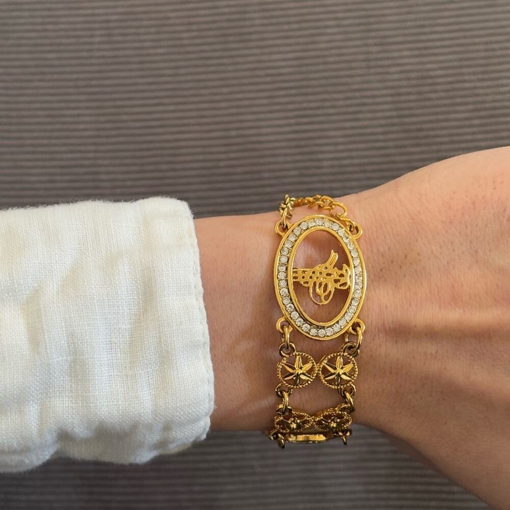 Gold-Tone Oval Charm Bracelet with Crystal Accents - Picture 1 of 3